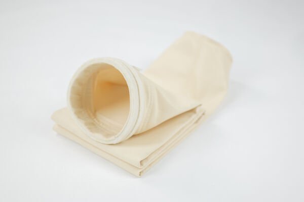 Filtre Torbası: Kumaş Cinsi: PPS 500 gr/m2 Yüzey işleme: Hidrofob