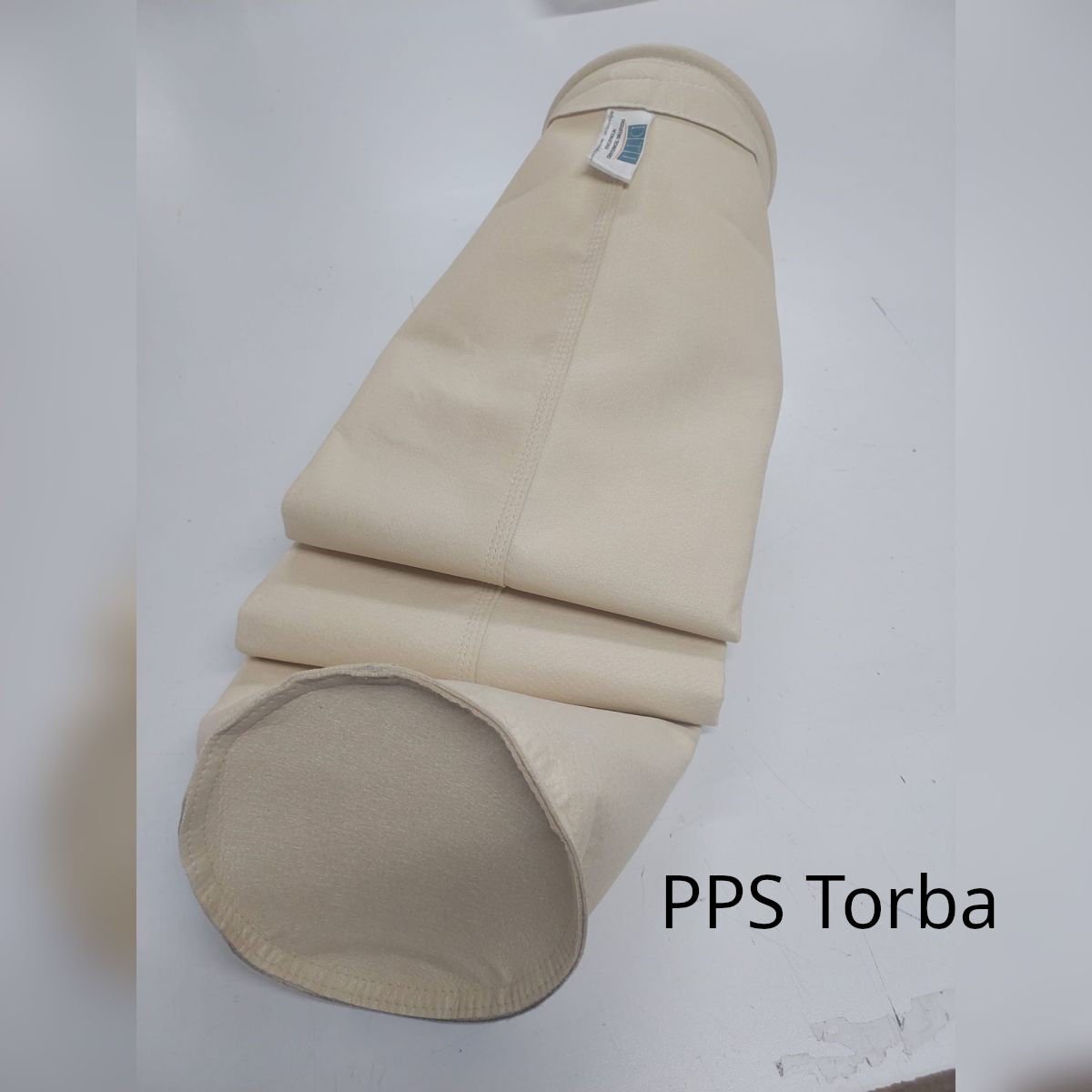 Filtre Torbası: Kumaş Cinsi: PPS 500 gr/m2 Yüzey işleme: Membran